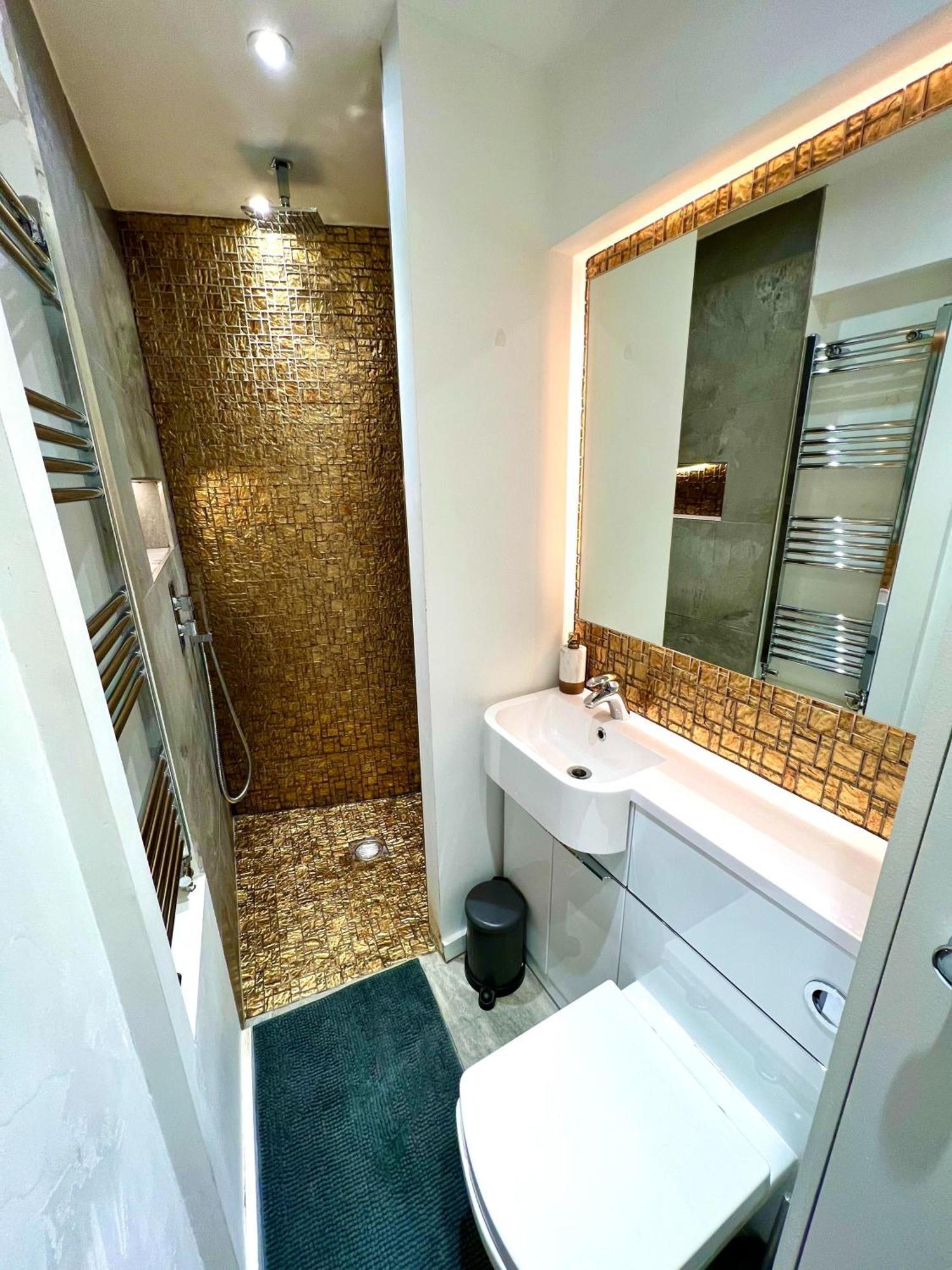 Modern Studio Apartment With Free Wifi London Eksteriør billede